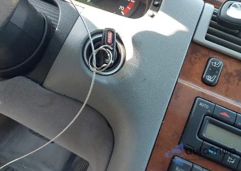 1999 Mercedes-Benz E 320 Awd z USA, uszkodzony, nr VIN WDBJF82H7XX021268